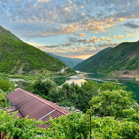 Koman_Lakeview_Apartments Shkodër エクステリア 写真